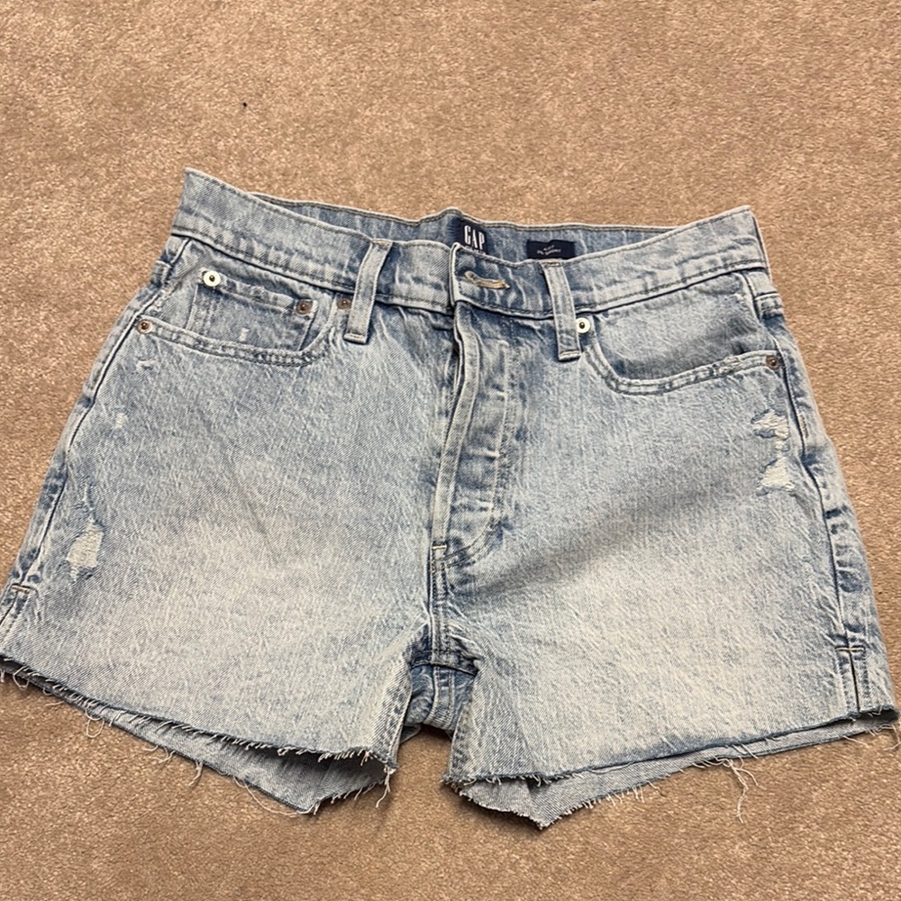 GAP Distressed Jean Shorts High-Waisted Vintage Style 4/27